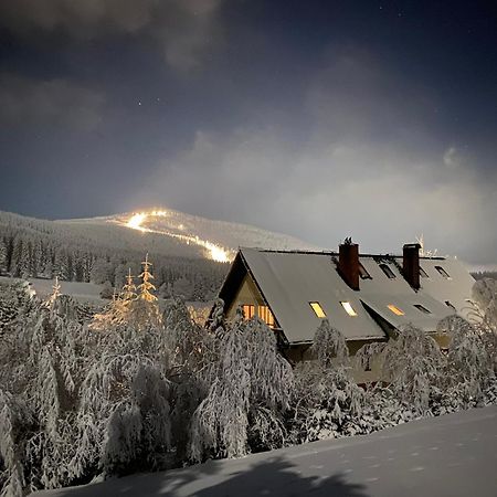 Gosciniec Janowa Gora - Agroturystyka สโตรเนีย ชล็องสเกีย ภายนอก รูปภาพ