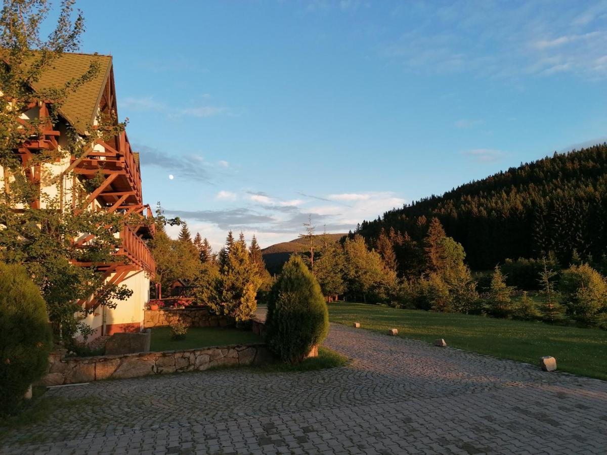 Gosciniec Janowa Gora - Agroturystyka สโตรเนีย ชล็องสเกีย ภายนอก รูปภาพ